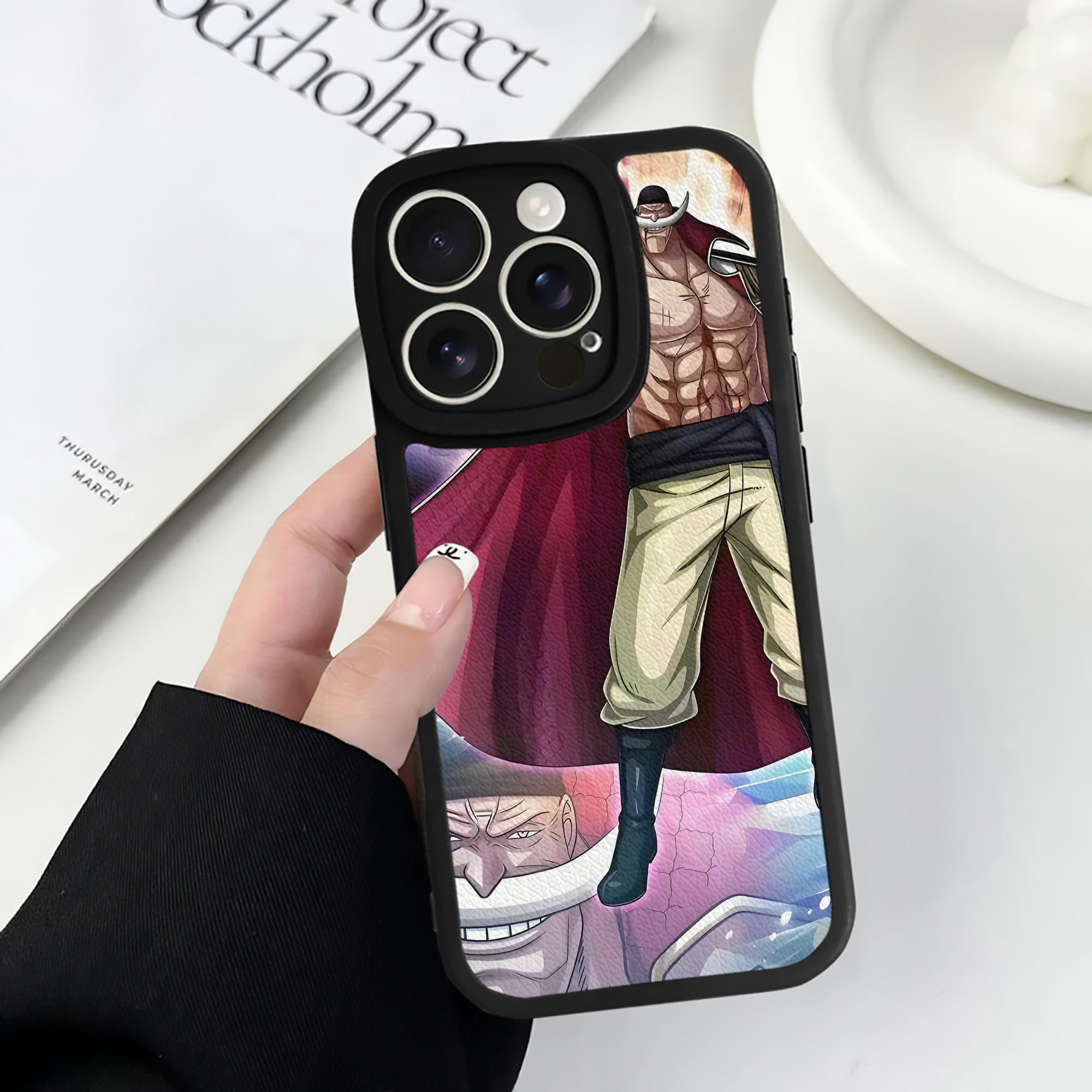 （画像用） ワンピース ONE PIECE 【iPhone 16シリーズ対応】シリコンスマホケース（レザー調） 材質：シリコン